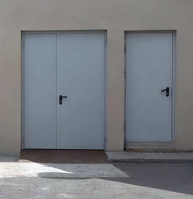 Двери разной конструкции