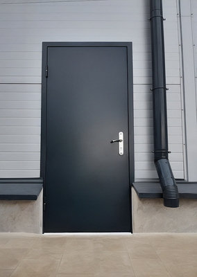 Уличная стальная дверь Уличная стальная дверь