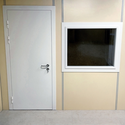 Дверь в рентгенкабинет