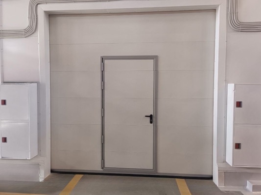 Секционные ворота