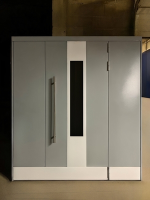 Нестандартная дверь с окном