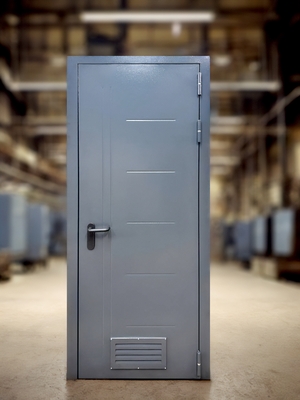 Огнестойкая дверь с вентрешеткой