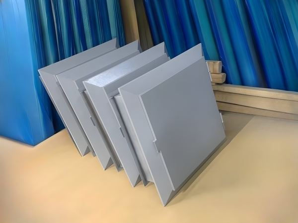 Фото металлических люков Фото металлических люков