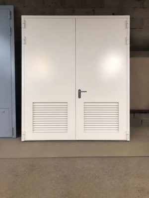 Ворота с вентрешетками Ворота с вентрешетками